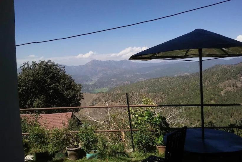 The Royal Mountain Hotel Ranikhet Ngoại thất bức ảnh