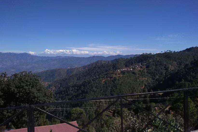 The Royal Mountain Hotel Ranikhet Ngoại thất bức ảnh
